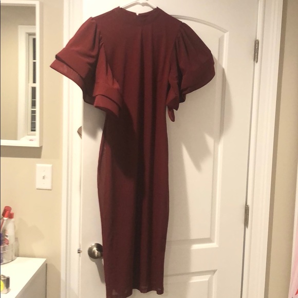 Dresses & Skirts - Burgundy red midi dress